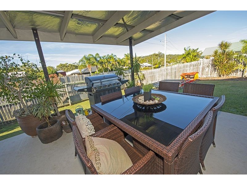 61 Emmadale Drive, New Auckland QLD 4680