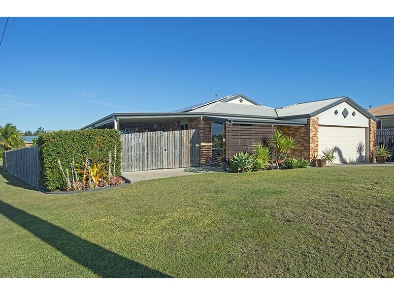 61 Emmadale Drive, New Auckland QLD 4680