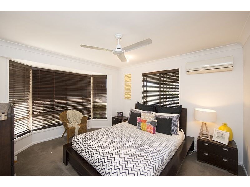 61 Emmadale Drive, New Auckland QLD 4680