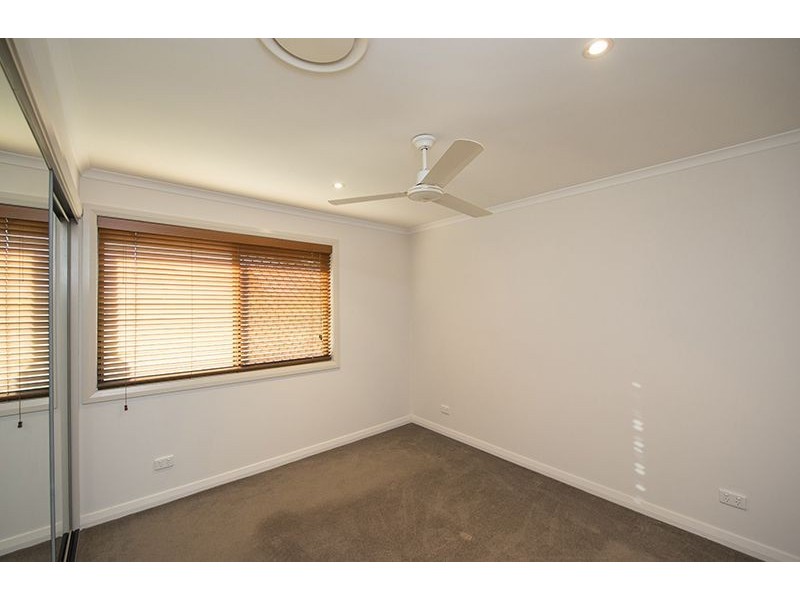 5 Billabong Drive, Glen Eden QLD 4680