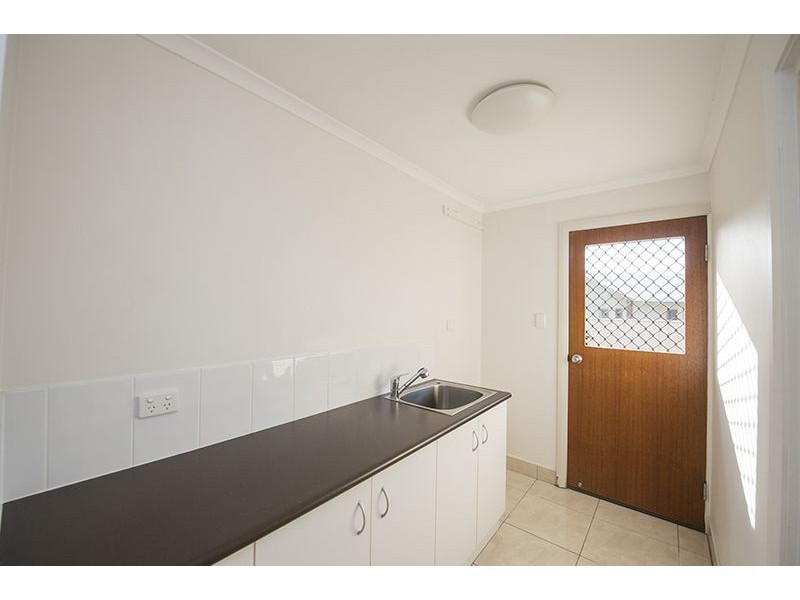 5 Billabong Drive, Glen Eden QLD 4680