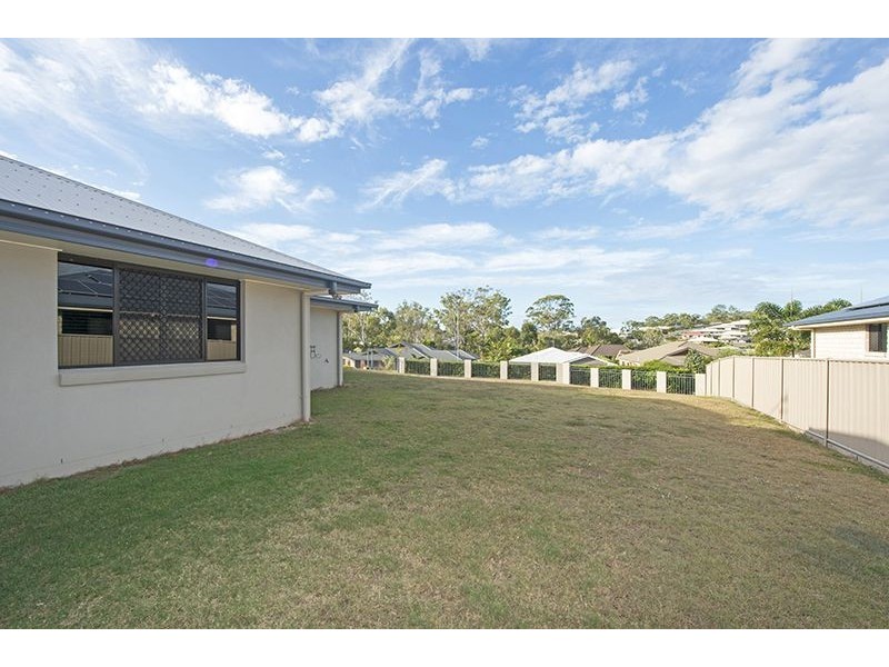 5 Billabong Drive, Glen Eden QLD 4680