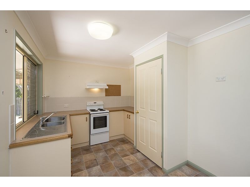 4 Ashbrook Court, New Auckland QLD 4680