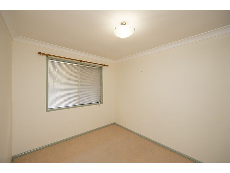 4 Ashbrook Court, New Auckland QLD 4680