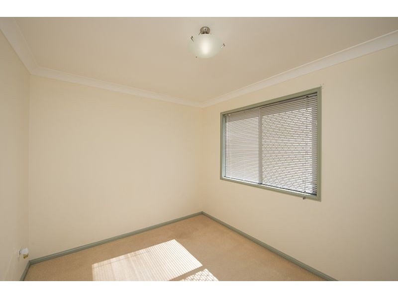 4 Ashbrook Court, New Auckland QLD 4680