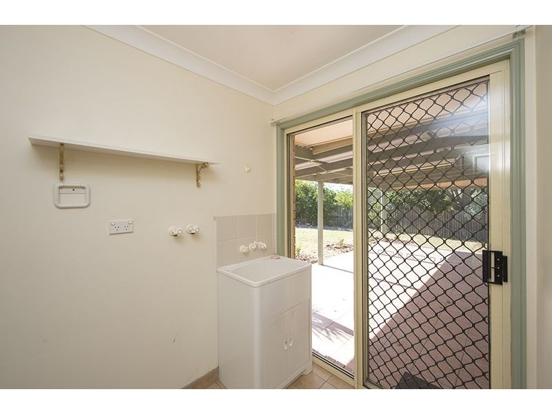 4 Ashbrook Court, New Auckland QLD 4680