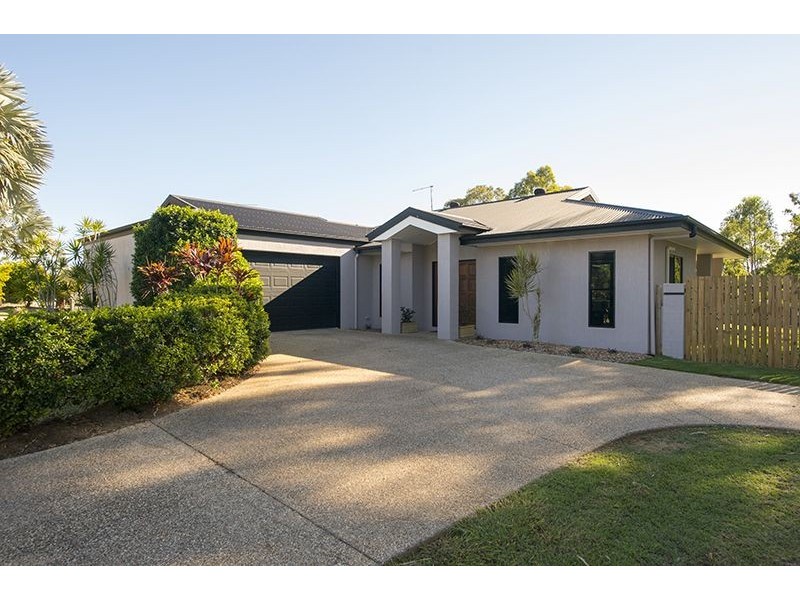 17 Katrina Boulevard, New Auckland QLD 4680