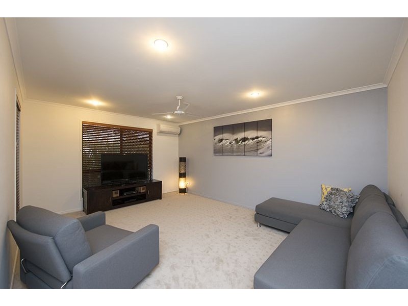 8 Schooner Street, Tannum Sands QLD 4680