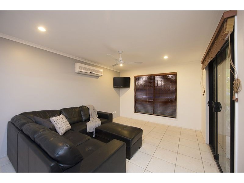 8 Schooner Street, Tannum Sands QLD 4680