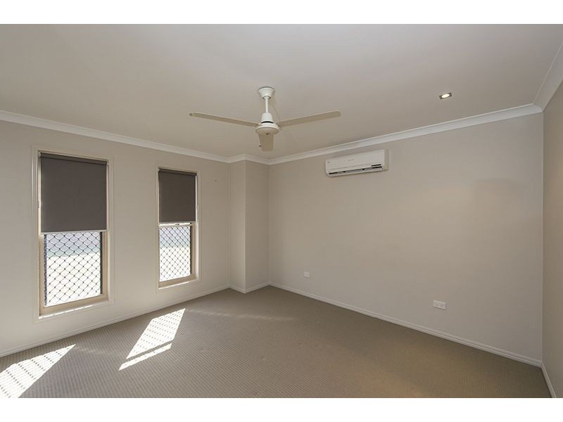11 Julius Crescent, Clinton QLD 4680
