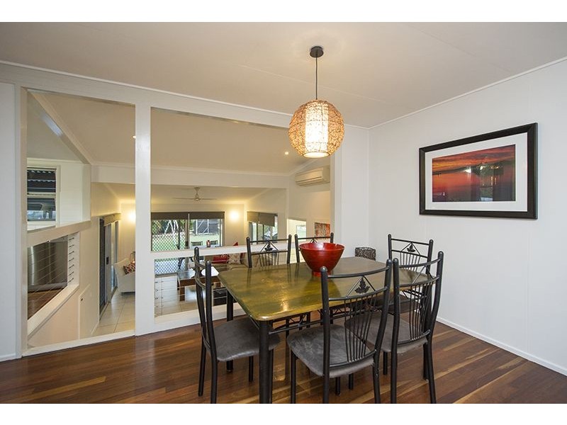 4 Fry Street, West Gladstone QLD 4680