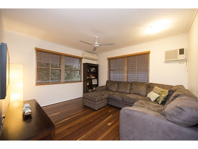 4 Fry Street, West Gladstone QLD 4680