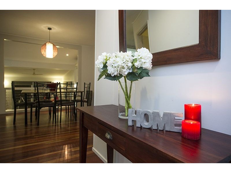 4 Fry Street, West Gladstone QLD 4680