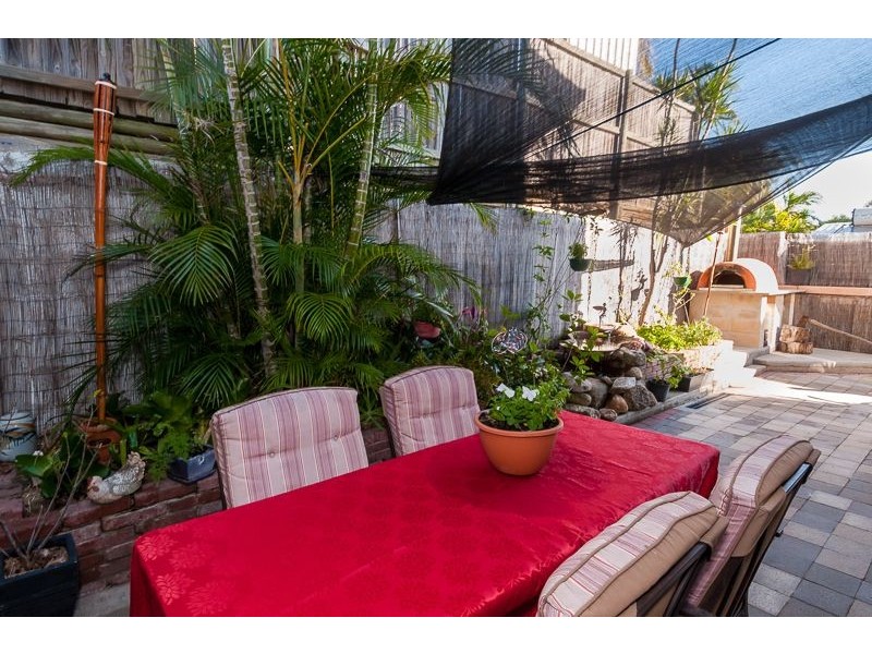 1 St Clements Close, Telina QLD 4680