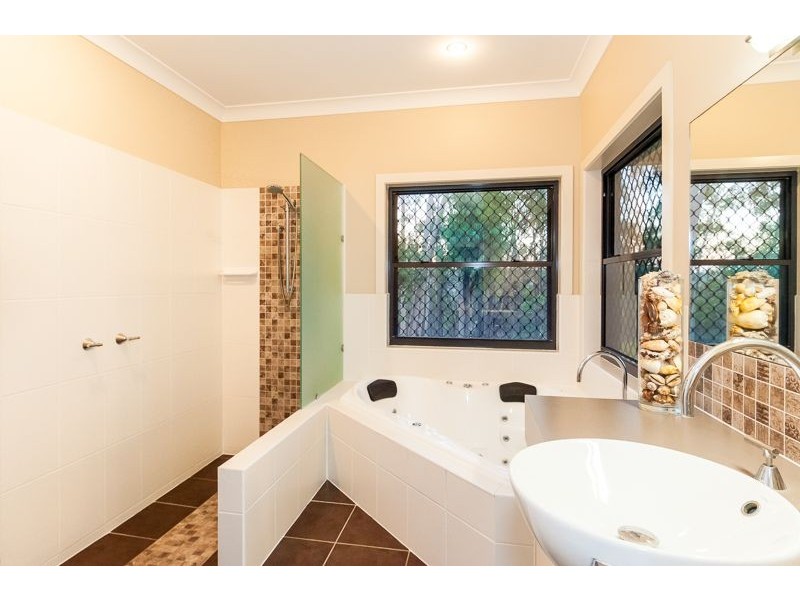 609 Haddock Drive, O’connell QLD 4680