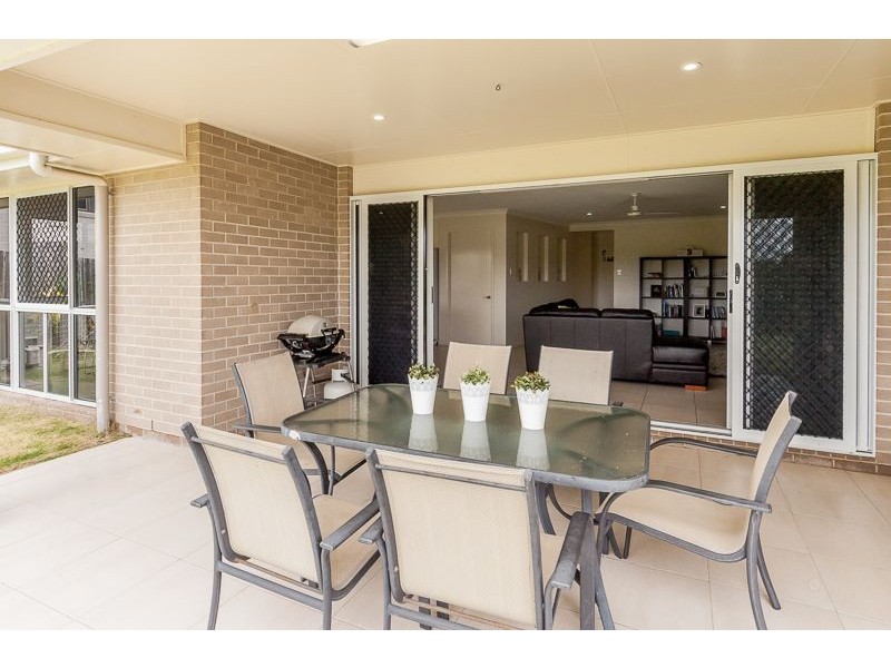 3 Petecost close, Glen Eden QLD 4680