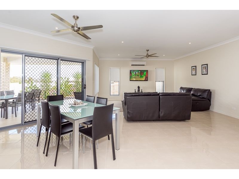 5 Palmerston court, New Auckland QLD 4680