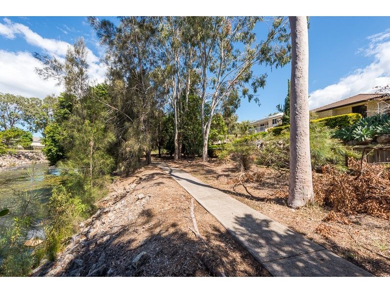 173 J Hickey Avenue, Clinton QLD 4680
