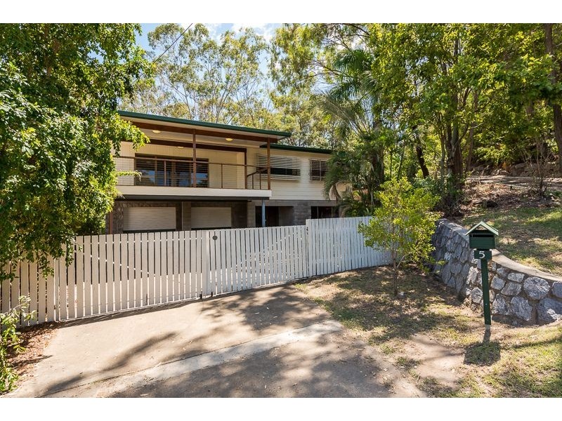 5 Aiken Close, South Gladstone QLD 4680