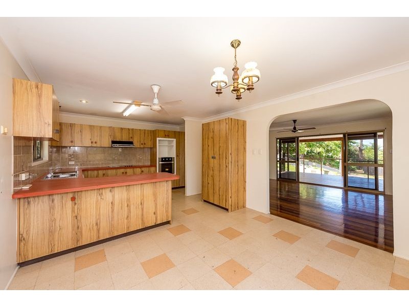 5 Aiken Close, South Gladstone QLD 4680