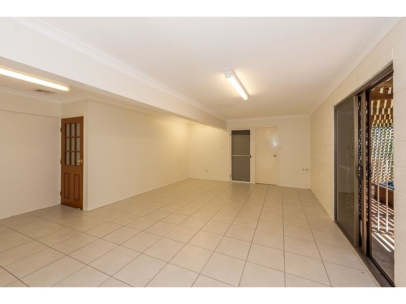 5 Aiken Close, South Gladstone QLD 4680