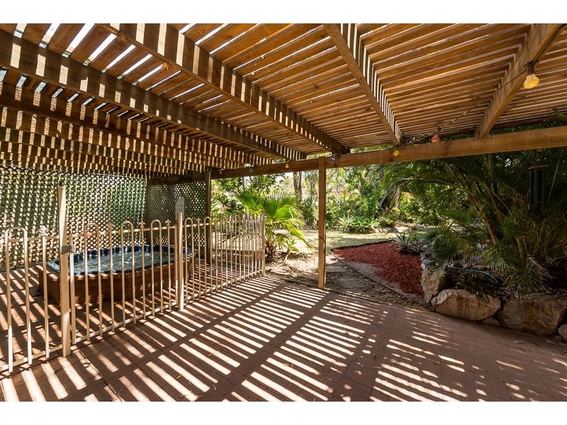 5 Aiken Close, South Gladstone QLD 4680