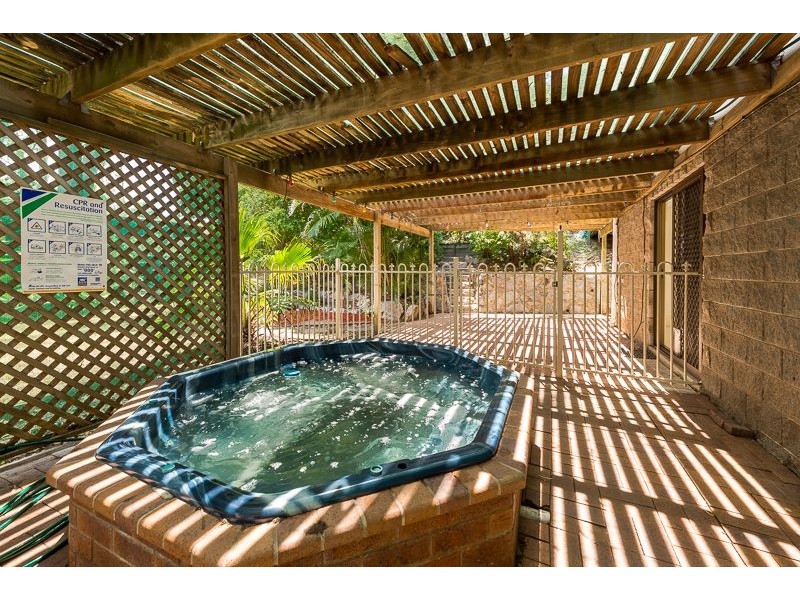 5 Aiken Close, South Gladstone QLD 4680