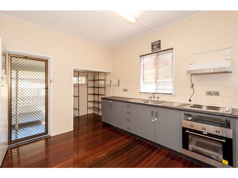 9 Philip Street, South Gladstone QLD 4680
