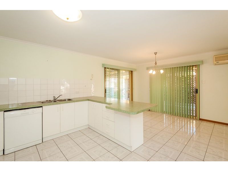 38 Jupiter Street, Telina QLD 4680