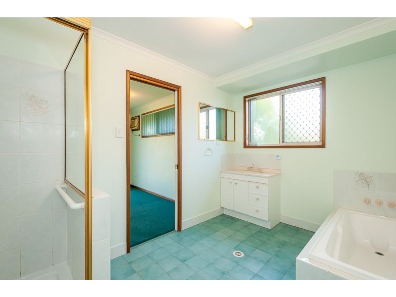 38 Jupiter Street, Telina QLD 4680