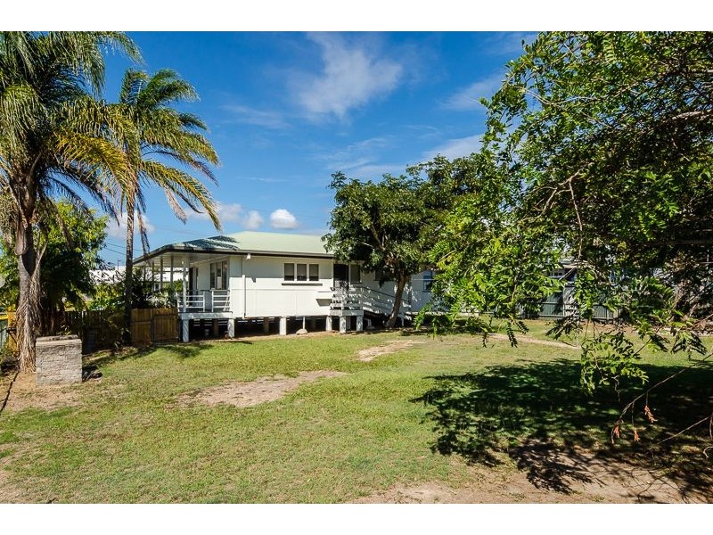 16 Kianga Street, Barney Point QLD 4680