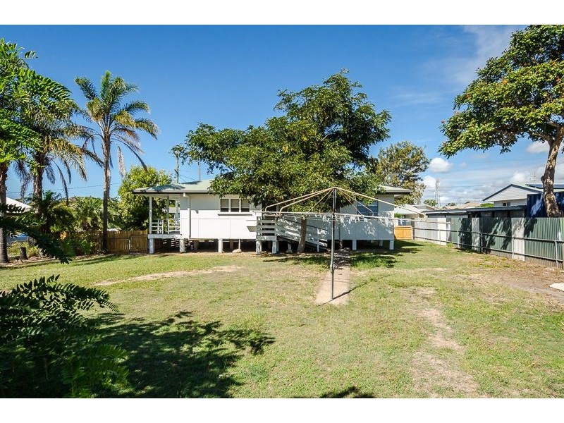 16 Kianga Street, Barney Point QLD 4680