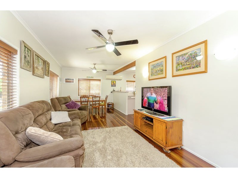 15 WINDWARD PASSAGE, South Gladstone QLD 4680