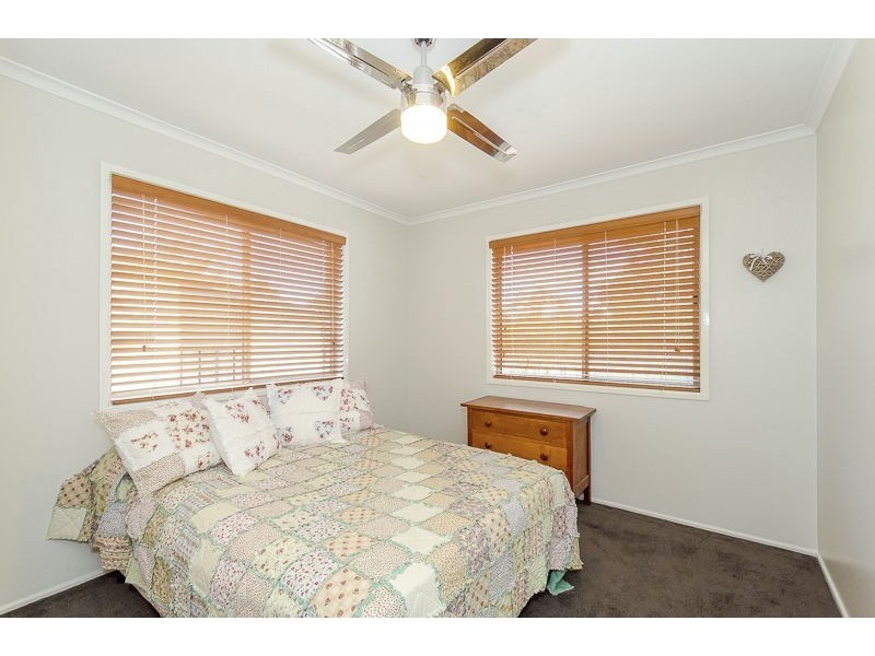 15 WINDWARD PASSAGE, South Gladstone QLD 4680