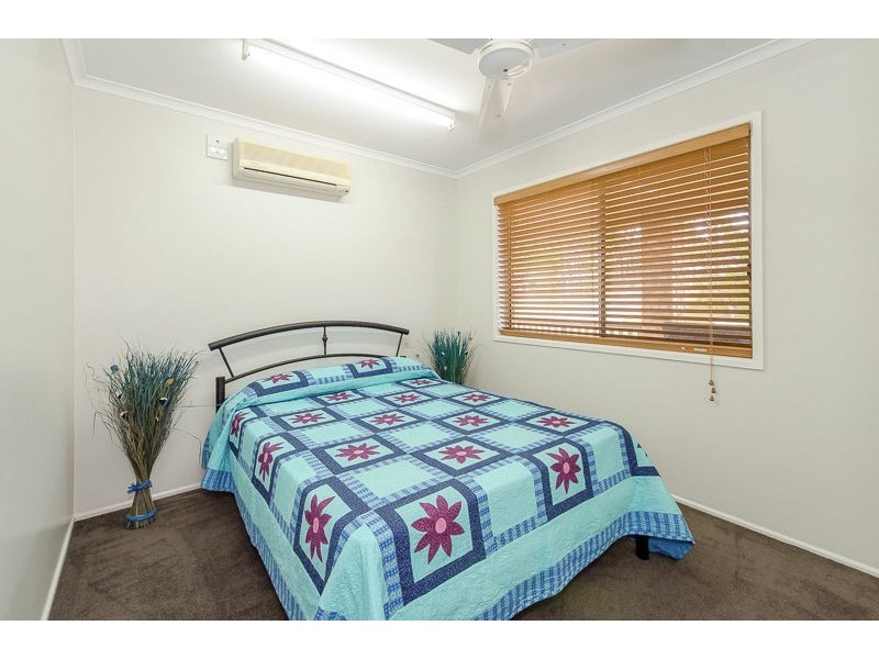 15 WINDWARD PASSAGE, South Gladstone QLD 4680