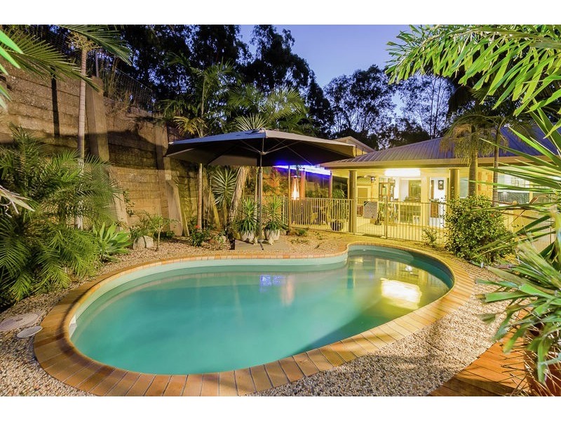 74 Gretel Drive, Clinton QLD 4680