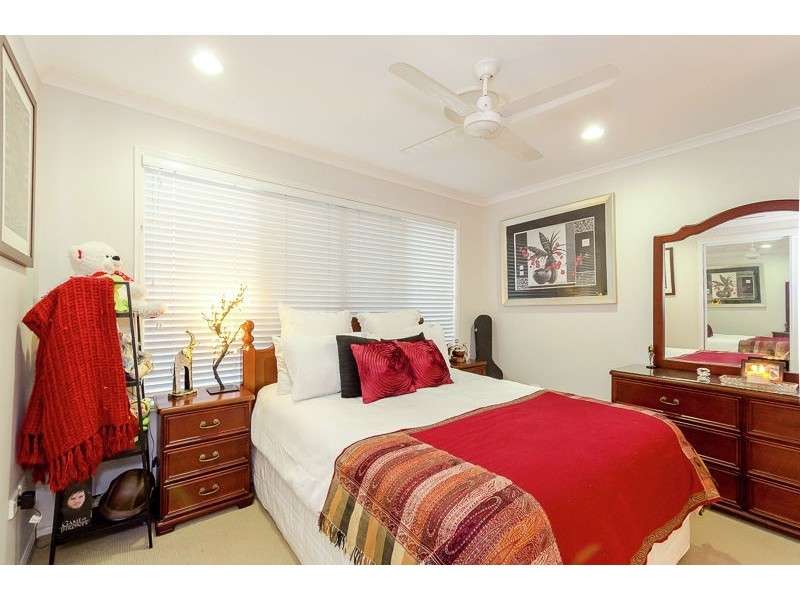 74 Gretel Drive, Clinton QLD 4680