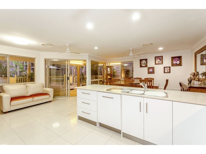 74 Gretel Drive, Clinton QLD 4680