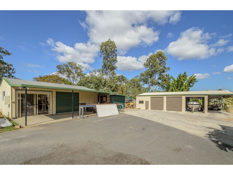 26 Upton road, Beecher QLD 4680