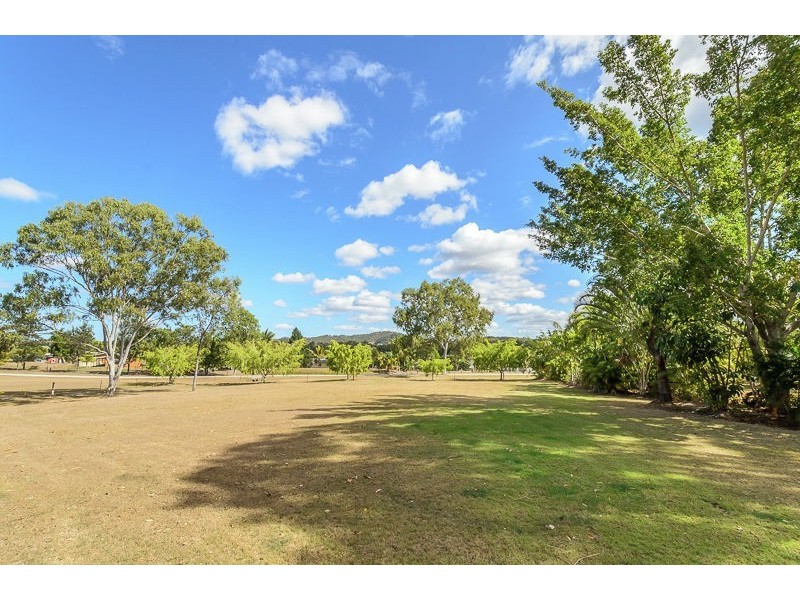 26 Upton road, Beecher QLD 4680