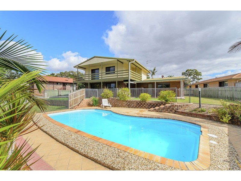 32 Gretel Drive, Clinton QLD 4680