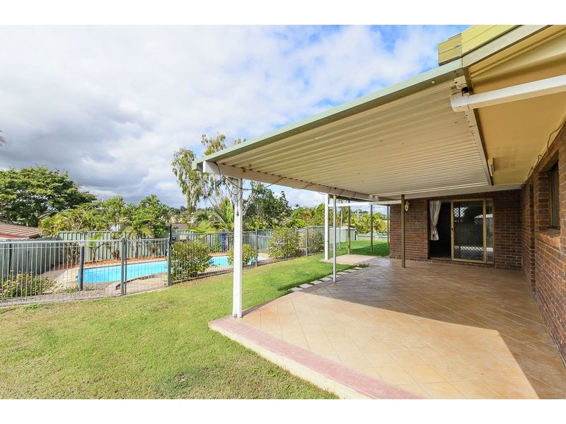 32 Gretel Drive, Clinton QLD 4680