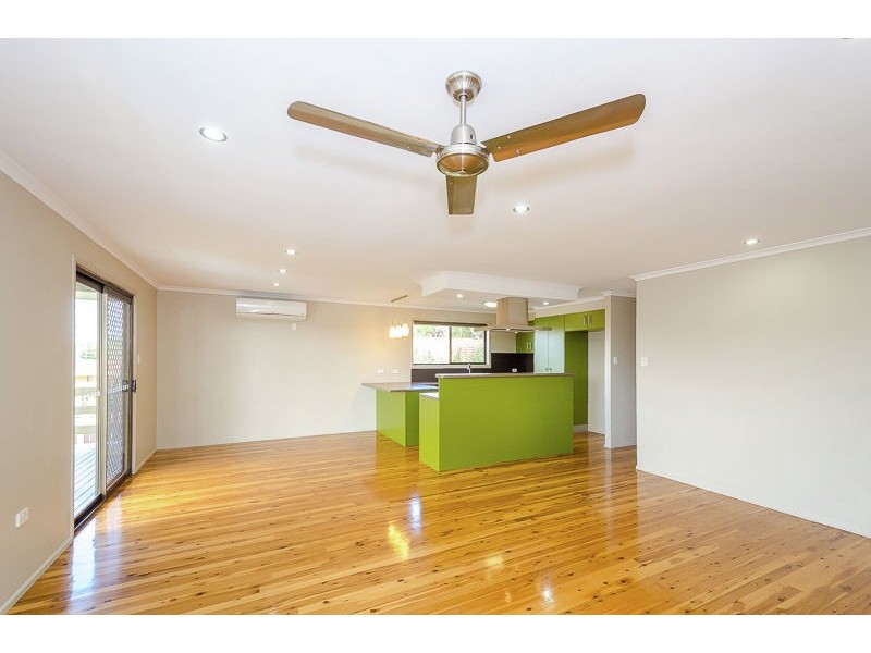 32 Gretel Drive, Clinton QLD 4680