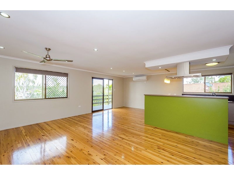 32 Gretel Drive, Clinton QLD 4680