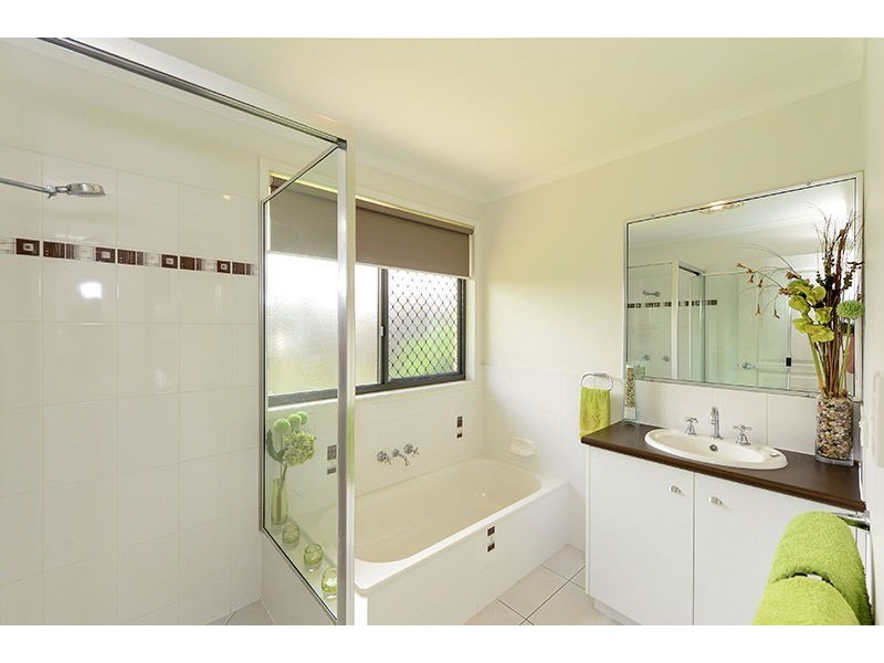 41 Sharyn Drive, New Auckland QLD 4680