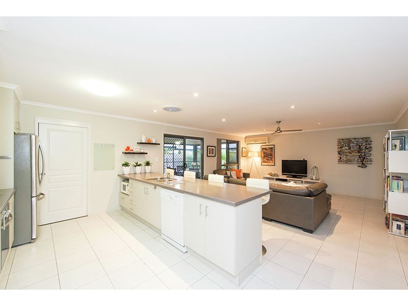 41 Sharyn Drive, New Auckland QLD 4680