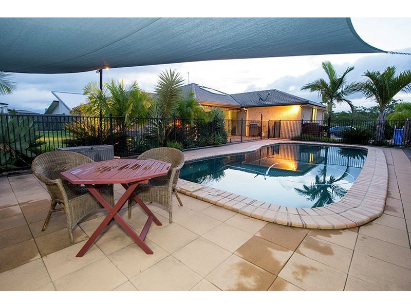 41 Sharyn Drive, New Auckland QLD 4680