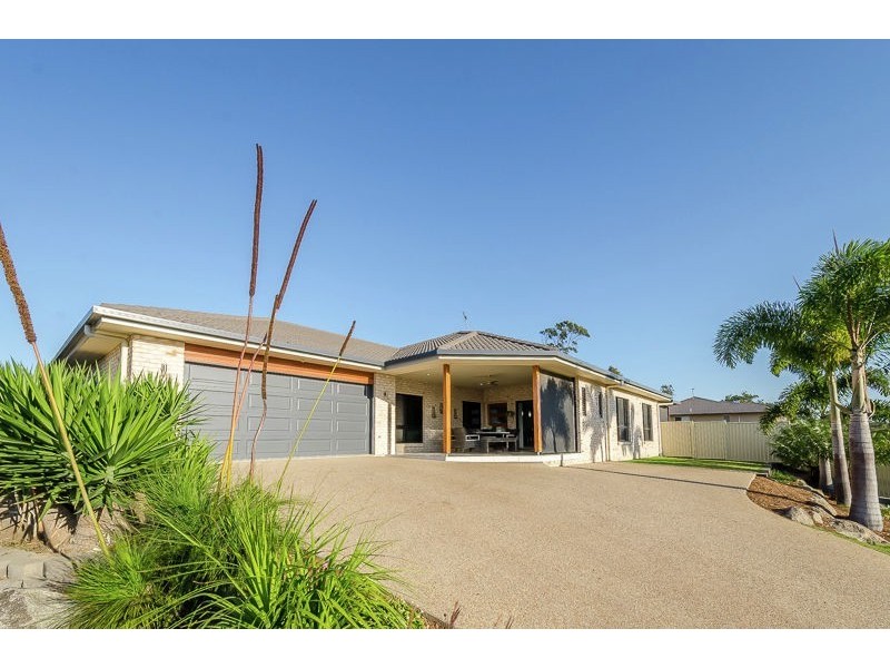 6 Petecost Close, Glen Eden QLD 4680