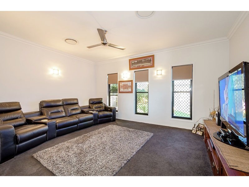 6 Petecost Close, Glen Eden QLD 4680