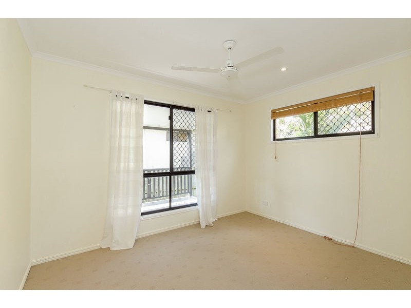 7 Walnut Street, New Auckland QLD 4680